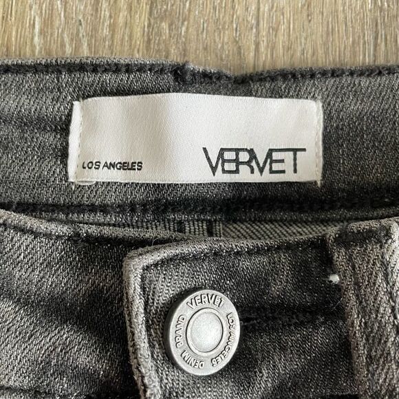 Vervet High Rise Released Hem Straight Jeans - Size: 24 - Picture 5 of 9